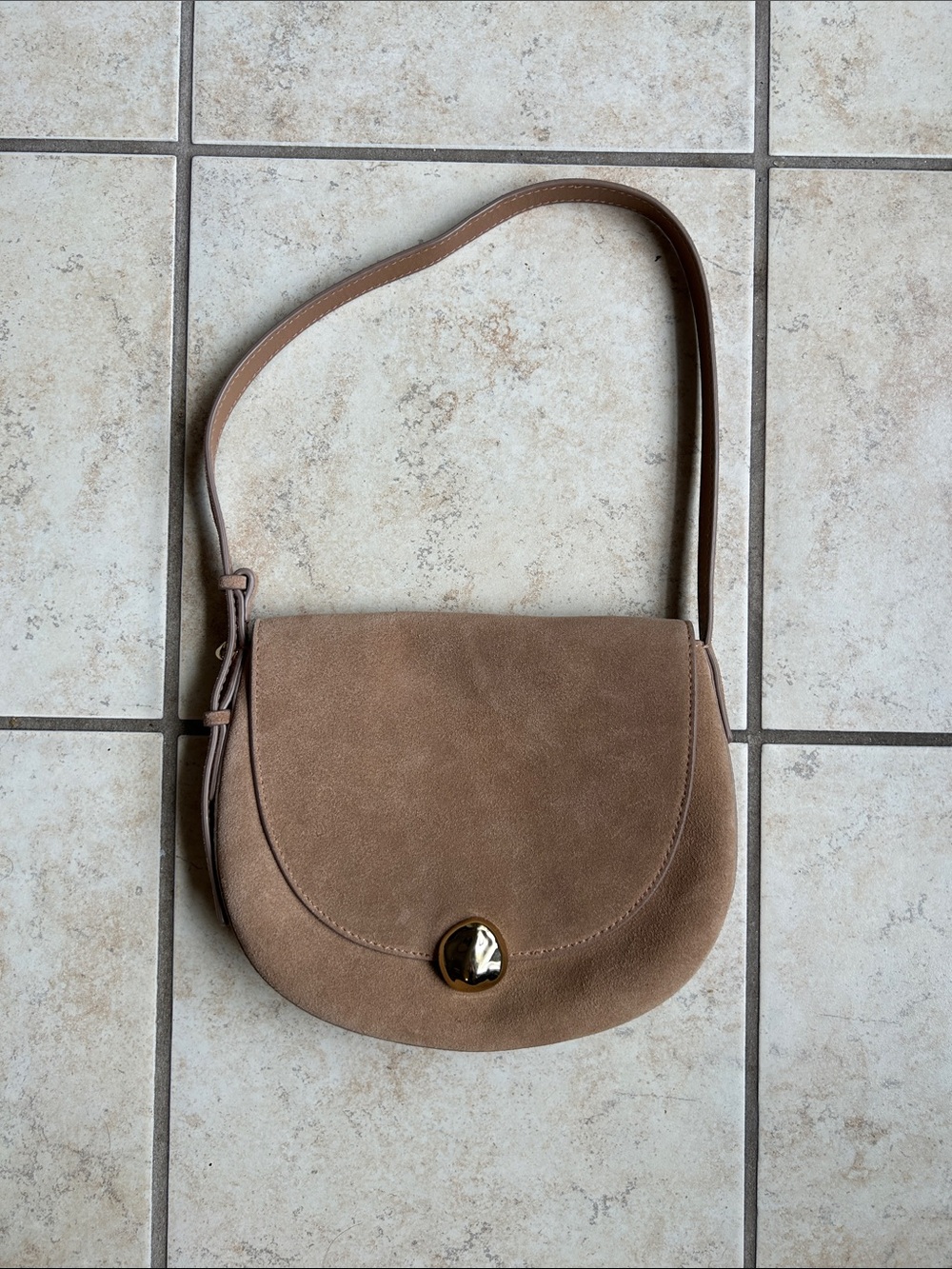 Madewell Dakota Suede Saddle Crossbody Bag